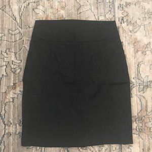 Banana Republic black pencil skirt (size 6)